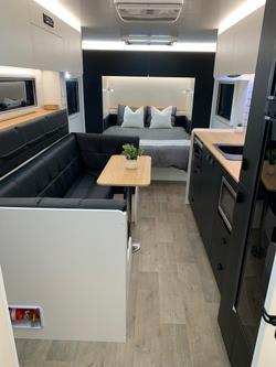 2025 Traveller Track 20'