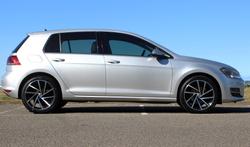 2016 Volkswagen Golf 110TSI Highline 7 MY17 Reflex Silver