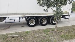 2001 FTE 3A Tri Axle White
