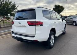 2023 Toyota Landcruiser