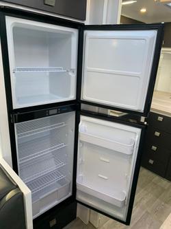 2024 Essential Caravans Ranger V7-7 21.8