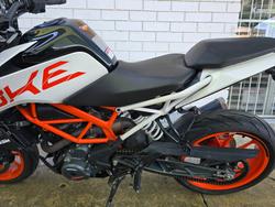 2017 Ktm 390 DUKE White