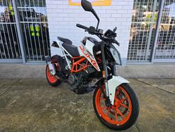 2017 Ktm 390 DUKE White