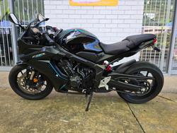 2023 HONDA CBR650R Black
