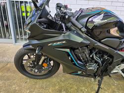 2023 HONDA CBR650R Black
