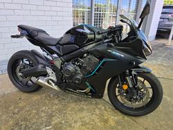 2023 HONDA CBR650R Black