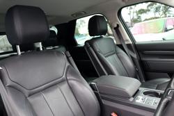 2017 Land Rover Discovery TD4 SE