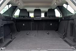 2017 Land Rover Discovery TD4 SE