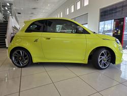 2023 Abarth 500e Scorpionissima MY23 Acid Green