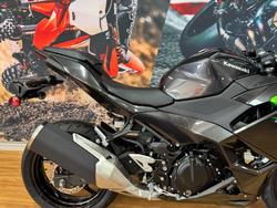 2025 Kawasaki NINJA 500 GREY