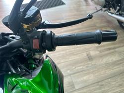 2025 Kawasaki ZR1000 GREEN