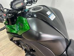 2025 Kawasaki ZR1000 GREEN