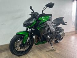 2025 Kawasaki ZR1000 GREEN