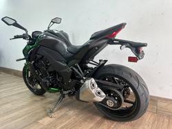 2025 Kawasaki ZR1000 GREEN