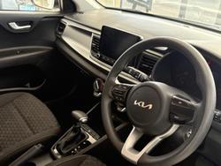 2022 Kia
Rio S