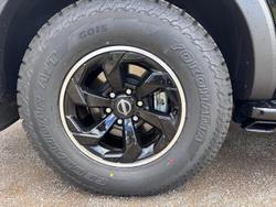 2026 Nissan Patrol Warrior Y62 MY26 4X4 Dual Range Black Obsidian