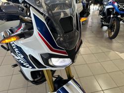 2016 Honda Africa Twin (CRF1000L) Africa Twin White