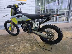 2024 HUSQVARNA FC250 White