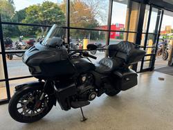 2023 INDIAN PURSUIT DARK HORSE PREMIUM BLACK