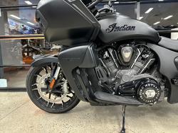 2023 INDIAN PURSUIT DARK HORSE PREMIUM BLACK