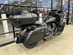 2023 INDIAN PURSUIT DARK HORSE PREMIUM BLACK