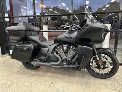2023 INDIAN PURSUIT DARK HORSE PREMIUM BLACK