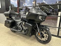2023 INDIAN PURSUIT DARK HORSE PREMIUM BLACK