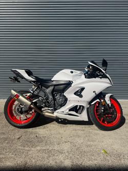 Yamaha YZF-R7LA