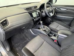 2020 Nissan
X-TRAIL ST