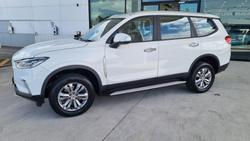 2022 LDV
                D90 