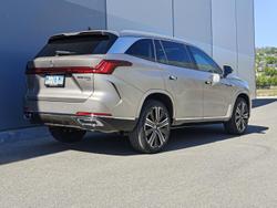 2025 MG QS Essence IS31 MY25 AWD Cashmere Silver