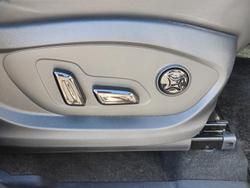 2025 MG QS Essence IS31 MY25 AWD Cashmere Silver