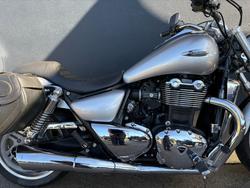 2009 Triumph THUNDERBIRD SILVER