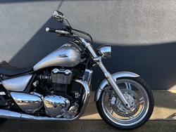 2009 Triumph THUNDERBIRD SILVER