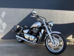 2009 Triumph THUNDERBIRD SILVER