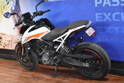 2022 Ktm 390 DUKE White
