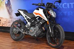 2022 Ktm 390 DUKE White