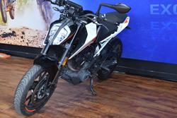2022 Ktm 390 DUKE White
