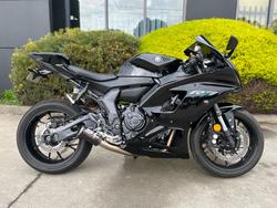 Yamaha YZF-R7LA