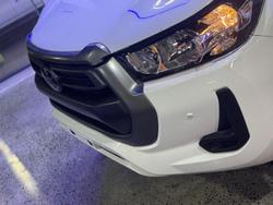 2022 Toyota Hilux SR