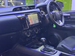 2022 Toyota Hilux SR