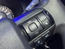 2022 Toyota Hilux SR