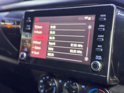 2022 Toyota Hilux SR