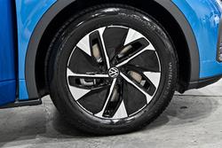 2025 Volkswagen ID.5 Pro