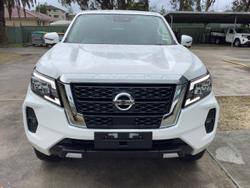 2025 Nissan
Navara ST-X
