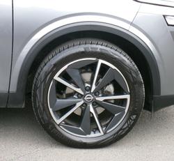 2023 Nissan
                QASHQAI ST-L