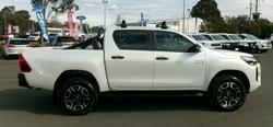 2025 Toyota
                Hilux SR5 48V