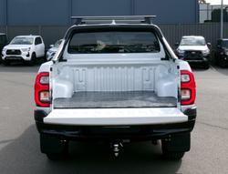 2025 Toyota
                Hilux SR5 48V