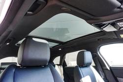 2024 Land Rover Range Rover Velar P250 Dynamic SE