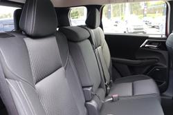 2025 Mitsubishi Outlander LS